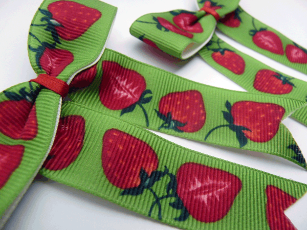 Strawberry bow - Image 2