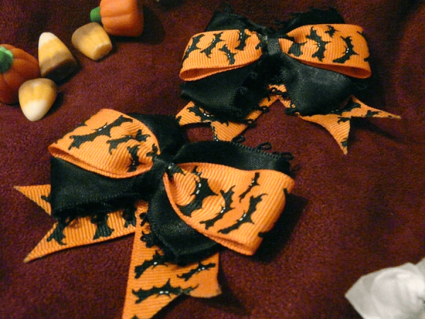 Halloween Bat Bow - Image 2