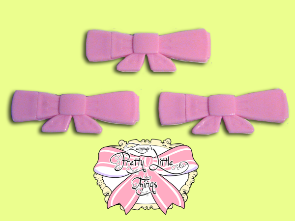 Pink Plastic snap bow