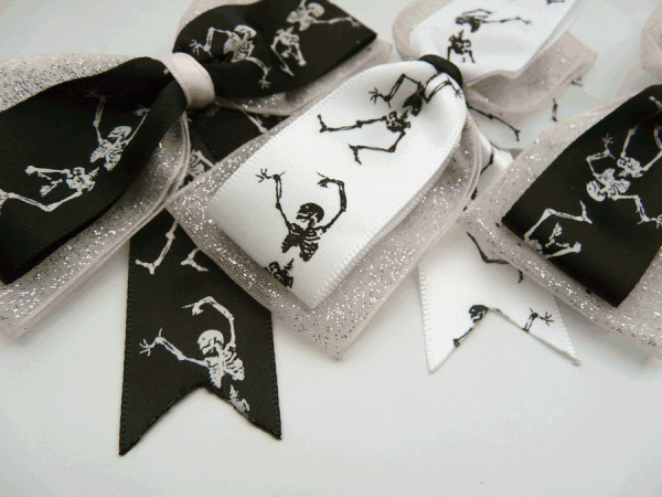 Glitter Dancing Skeleton bow - Image 2