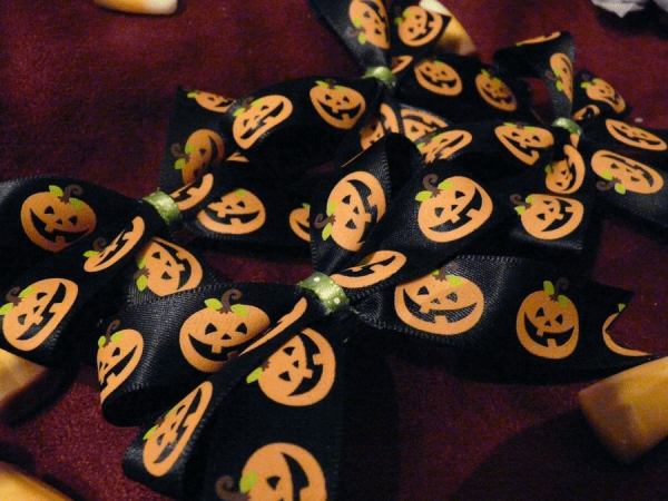 Fat Black Pumpkin Bow - Image 2