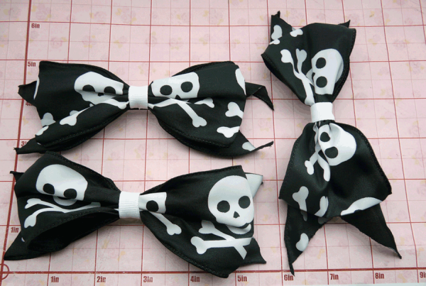 Med Jolly Roger bow - Image 5