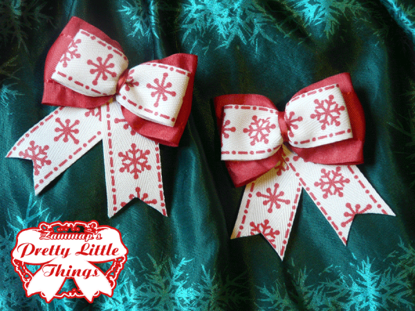 Small Ruflled red snowflake bow