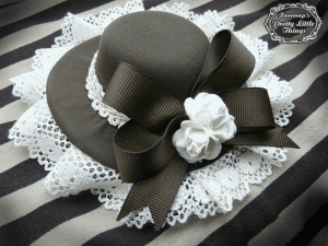 Chocolate rose hat