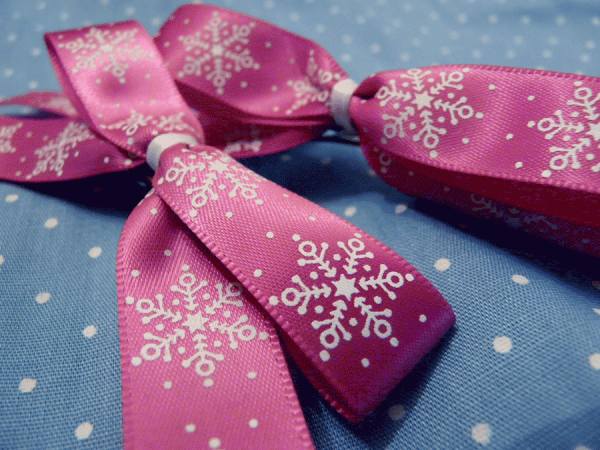 Long Pink Snow Flake Bow - Image 2