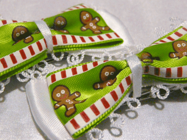 Mini Gingerbread man bow - Image 2