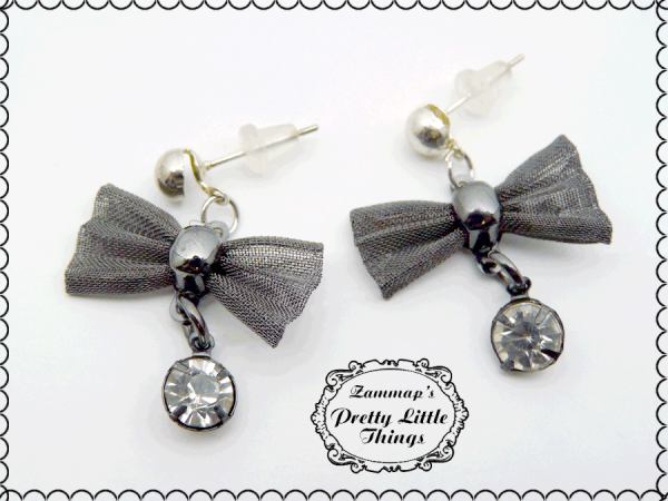Metal bow Earrings