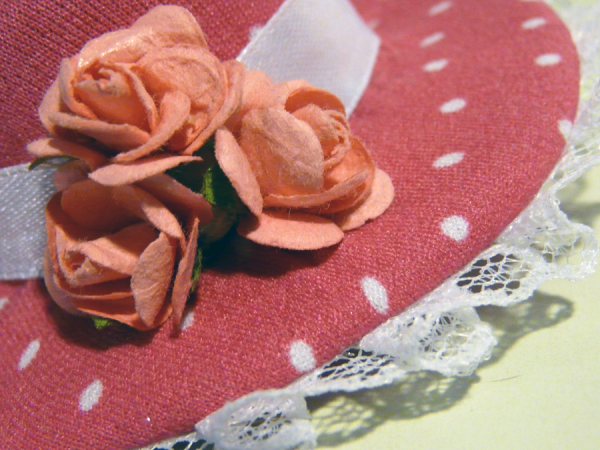 Magenta Polka Dot Paper Rose hat - Image 2