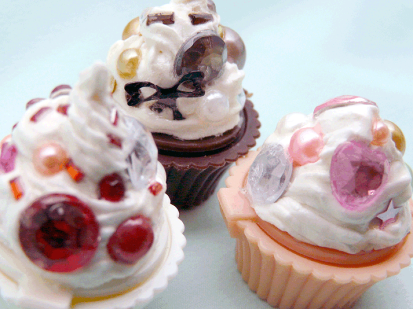 Cup Cake lipgloss 1 - Image 2